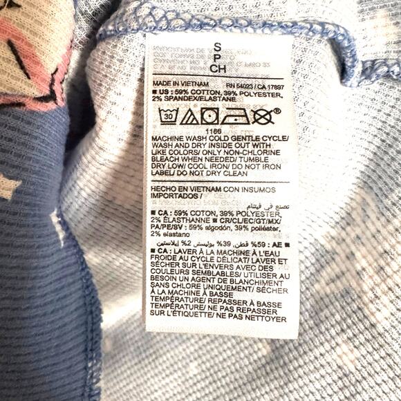 NEW Old Navy Polar Bear Holiday Print Blue Waffle Knit Pajama Set Size Small - Picture 10 of 12